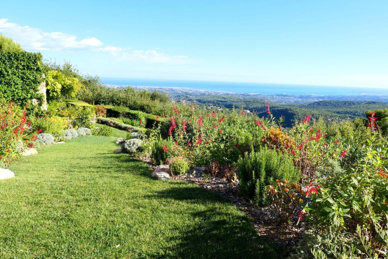 مبيت وإفطار فونس La Bastide Des Pins المظهر الخارجي الصورة